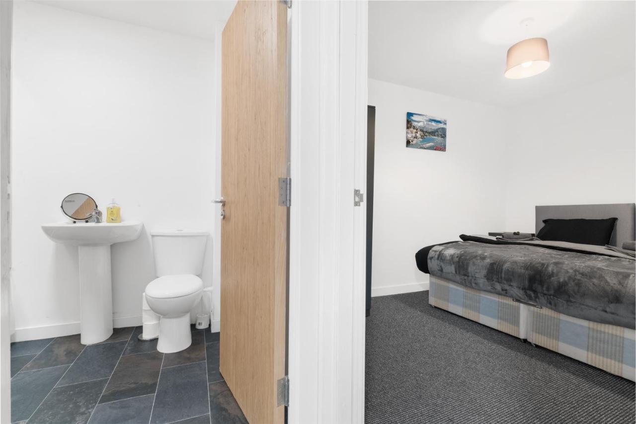 Bradford City Centre Apartments: Extended Stay with Self Check-In Exterior photo